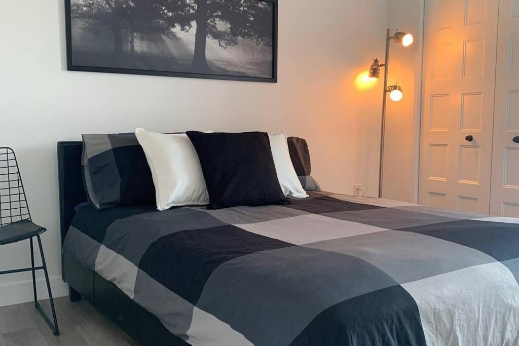 Joli Condo En Basse-Ville - Parking Gratuit 309357 ควิเบกซิตี้ ภายนอก รูปภาพ